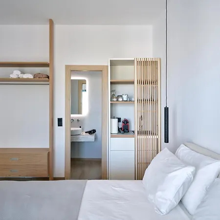 Stagones Luxury Aparthotel Ambelas