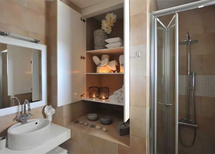 Stagones Luxury Ambelász